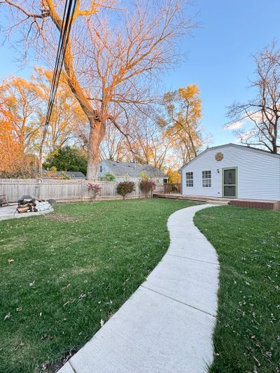 116 Northern Terrace, House other with 3 bedrooms, 2 bathrooms and 2 parking in Island Lake IL | Image 2