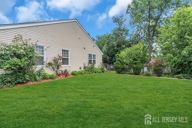51 Sturbridge Dr, House other with 5 bedrooms, 4 bathrooms and null parking in Piscataway NJ | Image 55