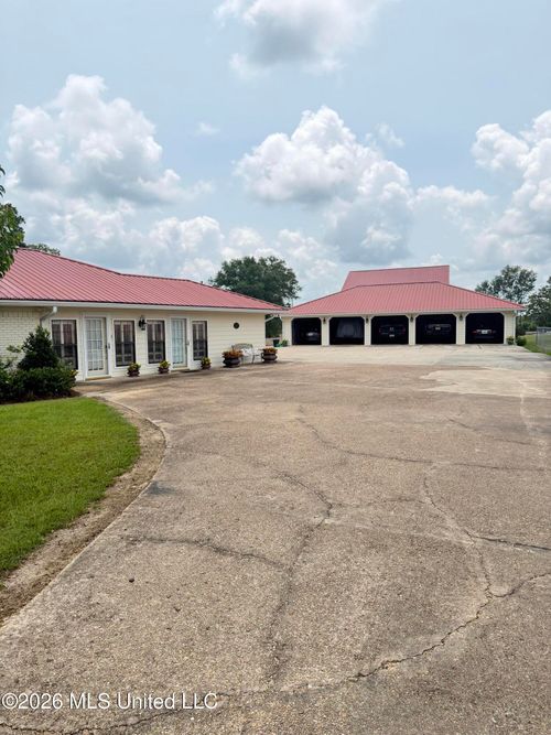 4018 Fernwood Road, McComb, MS, 39648 | Card Image