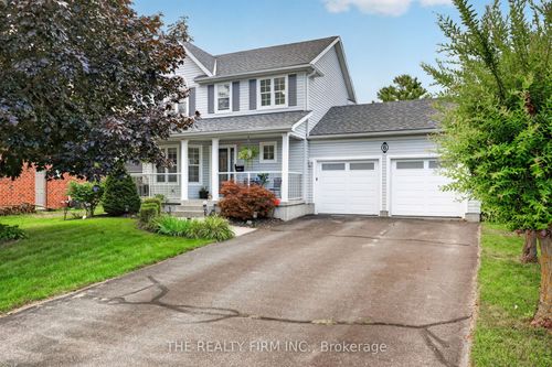 6 Oakdale Pl, Ingersoll, ON, N5C4E4 | Card Image