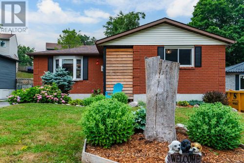 769 Pratt Ave, Midland, ON, L4R5A2 | Card Image