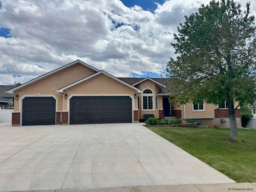 3310 Hayford Ave, Laramie, WY, 82072-5087 | Card Image