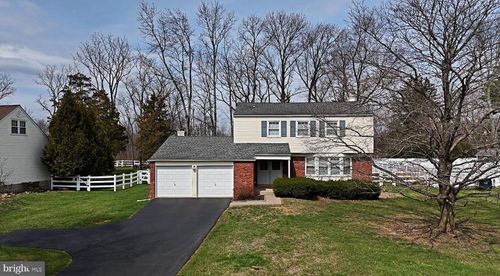 31 Farber Dr, CHALFONT, PA, 18914-1472 | Card Image