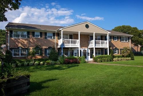 apt-3k-111 College Rd, Selden, NY, 11784-2830 | Card Image