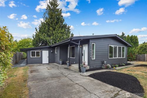 9630 Sharon Drive, Everett, WA, 98204 | Card Image