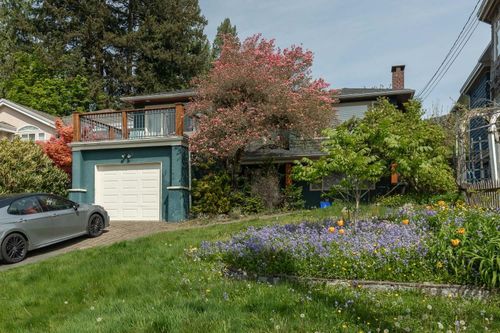 164 E Carisbrooke Road, North Vancouver, BC, V7N1M9 | Card Image