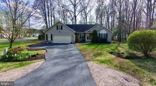 1 Pine Tree Cir, LEWES, DE, 19958-9289 | Card Image