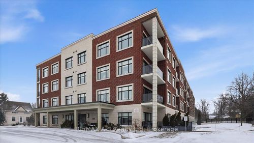 107-255 John St N, Stratford, ON, N5A0G7 | Card Image