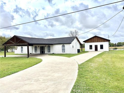 2822 Wilson Dr, Lake Charles, LA, 70607-7567 | Card Image