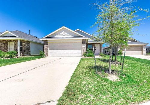 24114 Wandering Brook Dr, Hockley, TX, 77447-2292 | Card Image