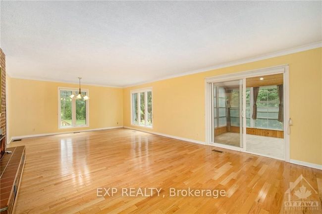 1986 Richardson Side Rd, Home with 0 bedrooms, 0 bathrooms and 10 parking in Carp ON | Image 9