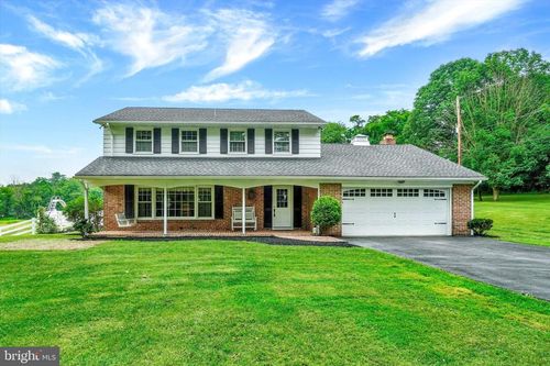 2432 Pine Grove Road, YORK, PA, 17403 | Card Image