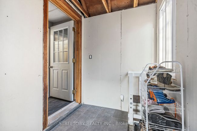 23 Dunkirk Dr, House other with 3 bedrooms, 1 bathrooms and 4 parking in Saint Thomas ON | Image 19