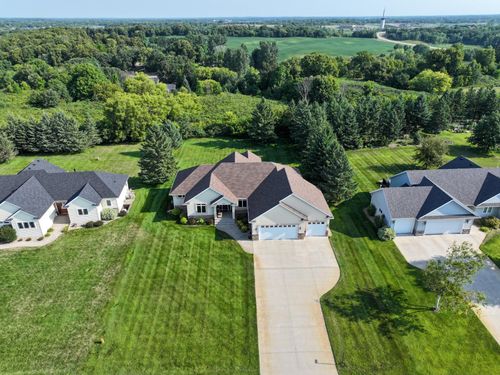 1003 Latoka Heights Ln Sw, Alexandria, MN, 56308-9182 | Card Image