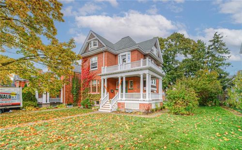 543 Queenston Rd, Cambridge, ON, N3H3J9 | Card Image