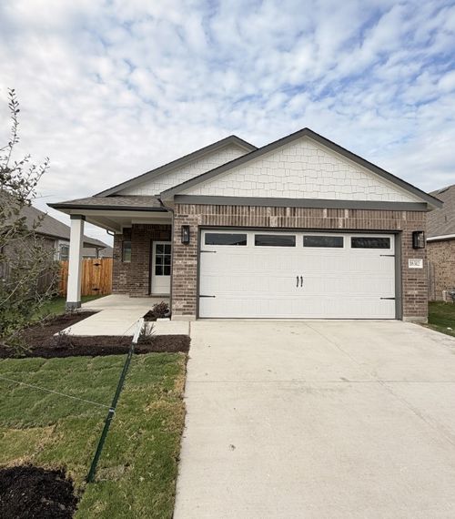 18312 Emu Ln, Manor, TX, 78653-2825 | Card Image