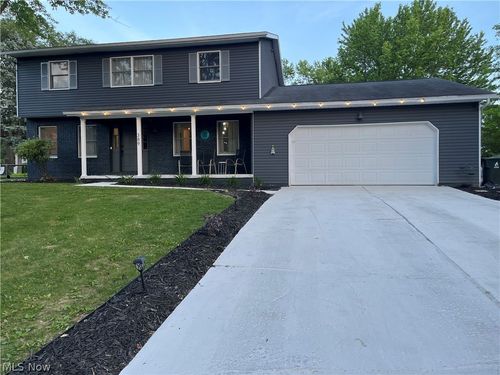 389 Tulip Trl, Wadsworth, OH, 44281-1246 | Card Image