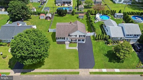 993 Riviera Rd, WARMINSTER, PA, 18974-4039 | Card Image