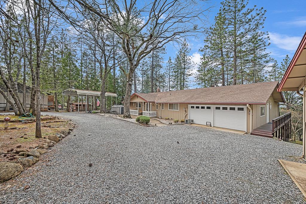 Residential in Pine Grove 2