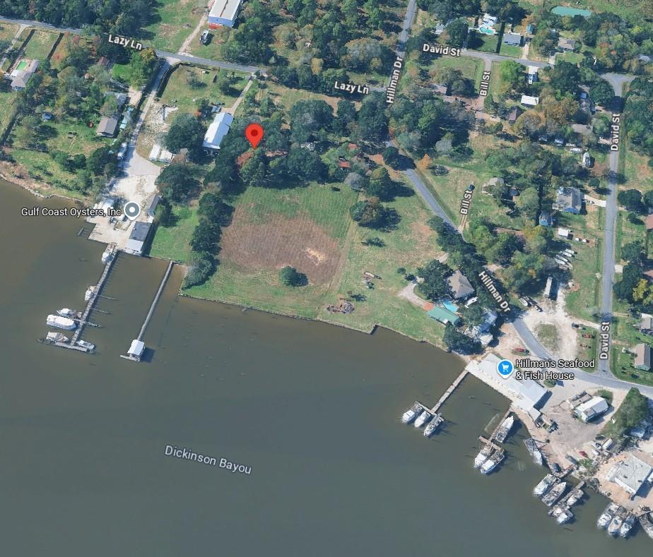 Land in Dickinson