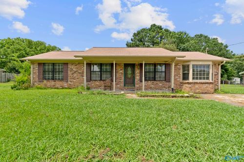 3113 Farmington Rd Sw, Decatur, AL, 35603-1432 | Card Image