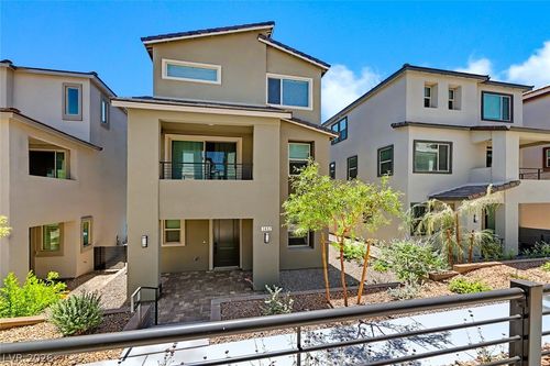 1437 Whistling Kite St, Las Vegas, NV, 89138-6539 | Card Image