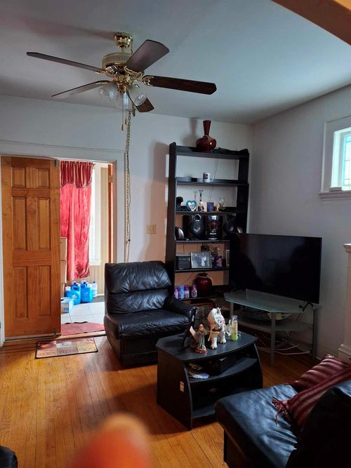 10411 188street, New York, NY, 11412 | Card Image