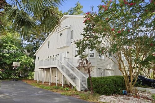 16 Jib Sail Ct, Hilton Head Island, SC, 29928-3555 | Card Image