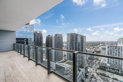 3706 - 68 Se 6th St, Condo with 1 bedrooms, 1 bathrooms and null parking in Miami FL | Image 1