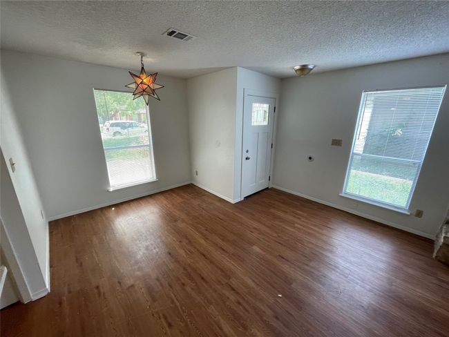 7506 Saint Amant Pl, Home with 2 bedrooms, 1 bathrooms and 3 parking in Austin TX | Image 6