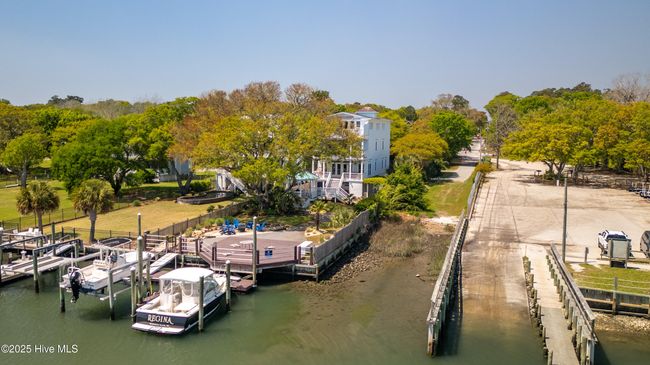 610 Trails End Rd, House other with 5 bedrooms, 5 bathrooms and 2 parking in Wilmington NC | Image 61