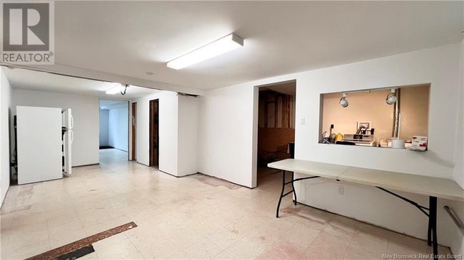 1235 Vanier Blvd, House other with 5 bedrooms, 2 bathrooms and null parking in Bathurst NB | Image 36