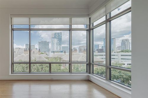 apt-502-2211 Briarglen Dr, Houston, TX, 77027-3719 | Card Image