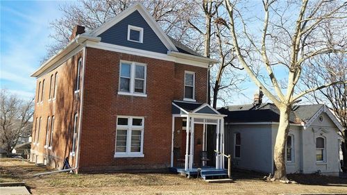 220 N 17th St, Saint Joseph, MO, 64501-2412 | Card Image