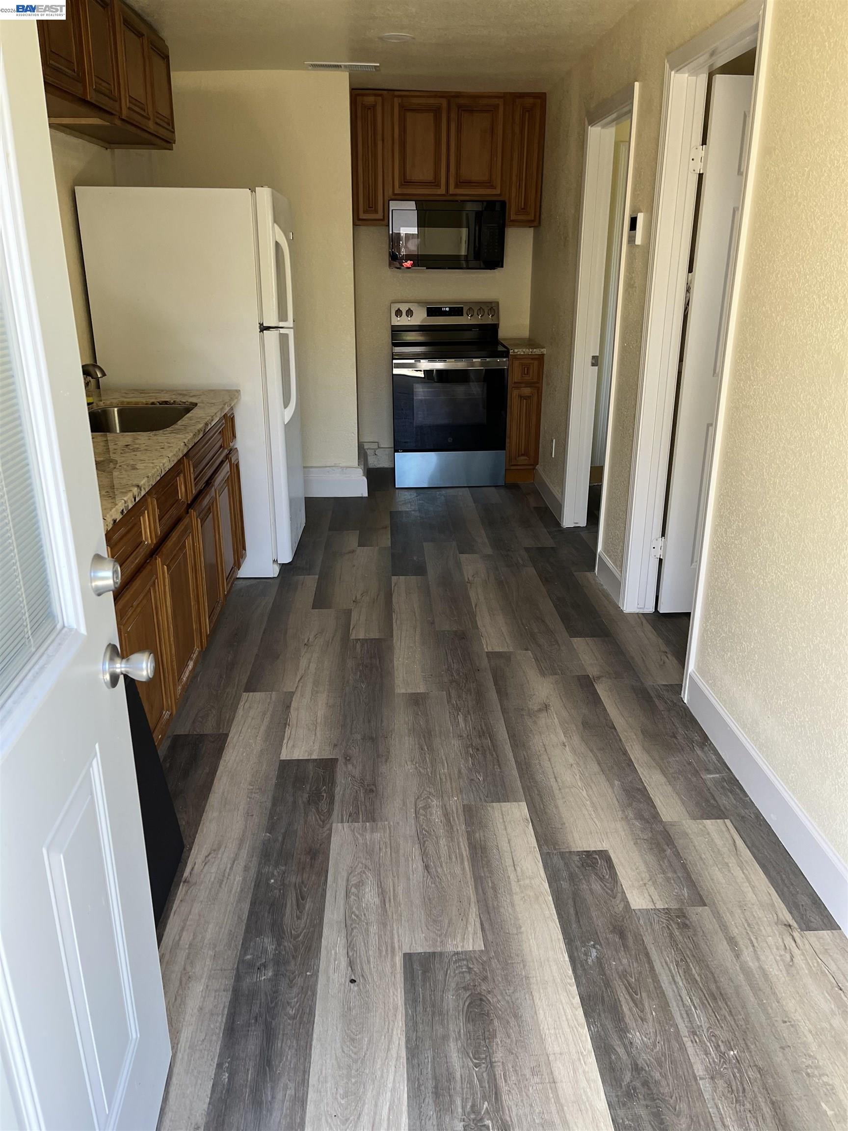 Residential Lease in Newark 2