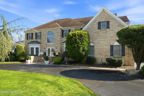 221 Verdant Ct, Freehold, NJ, 07728-9047 | Card Image