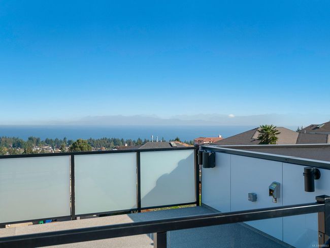 Rooftop Patio with Speakers | Image 52
