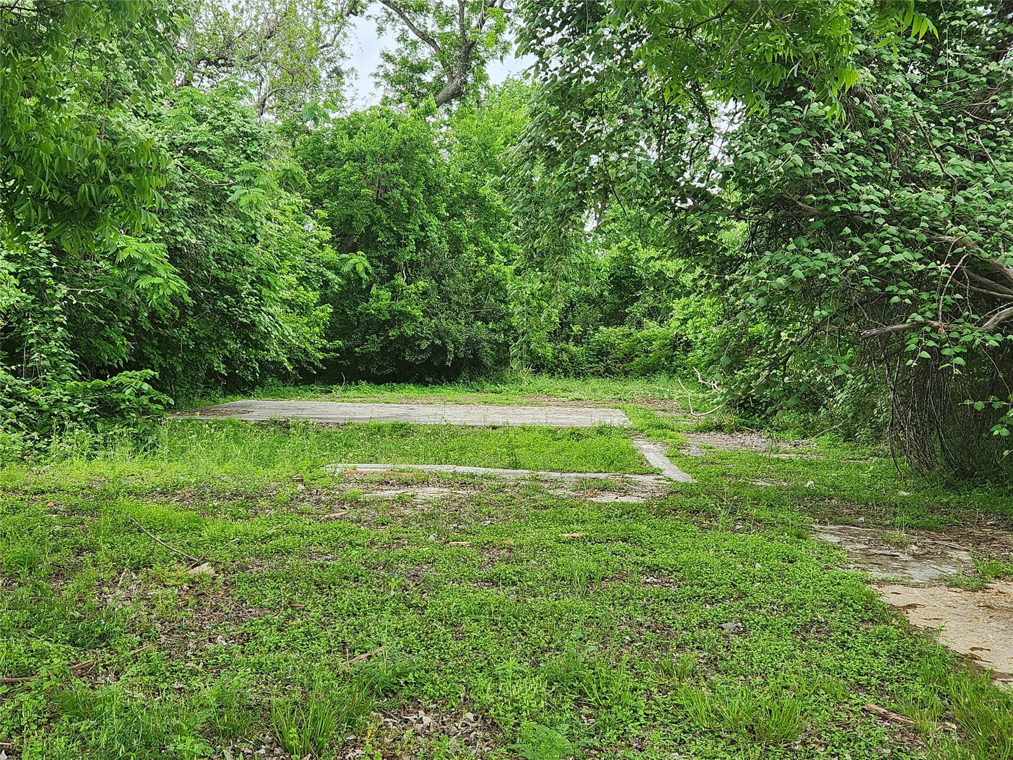 Land in Houston 2