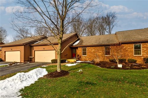 202 Tournament Trl, Cortland, OH, 44410-8700 | Card Image