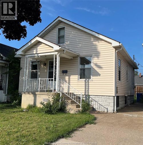 1814 Cadillac St, Windsor, ON, N8W3X9 | Card Image