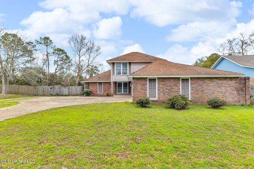 2414 Burke St, Gulfport, MS, 39507-2205 | Card Image