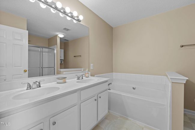 6-web-or-mls-5Z8A1495 | Image 7