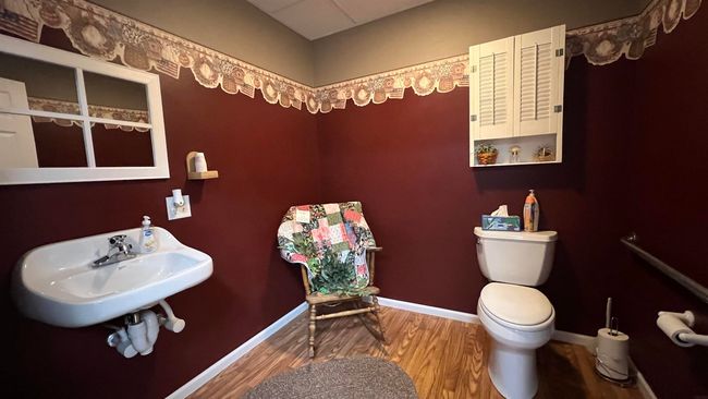 101 E Main St, Home with 0 bedrooms, 0 bathrooms and null parking in New Hampton IA | Image 9