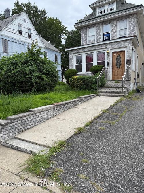 65 Van Pelt Avenue, Staten Island, NY, 10303 | Card Image