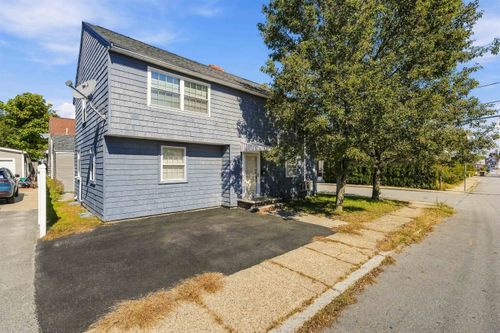 41 Gilman St, Nashua, NH, 03060-3720 | Card Image