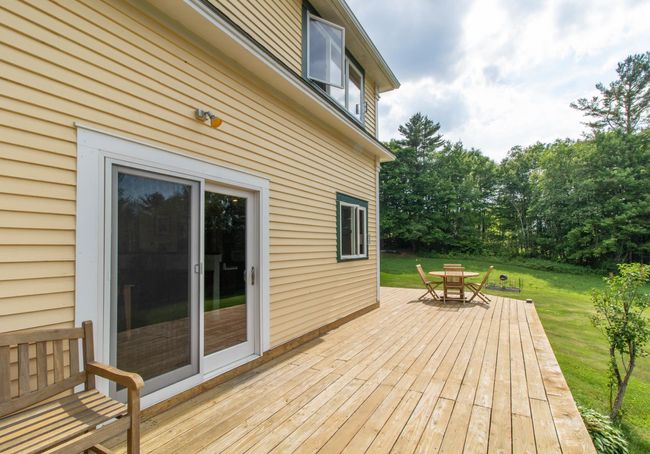 2425 Old Silo Rd, House other with 3 bedrooms, 3 bathrooms and null parking in Saint Johnsbury VT | Image 9