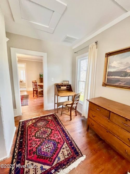 207 S Oakum St, Edenton, NC, 27932-2119 | Card Image