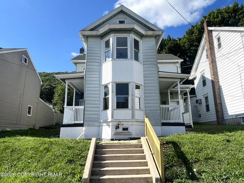 532 South Ave, Jim Thorpe, PA, 18229-1117 | Card Image