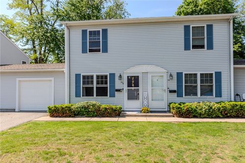 18-18 Willis St, Cranston, RI, 02910-1128 | Card Image