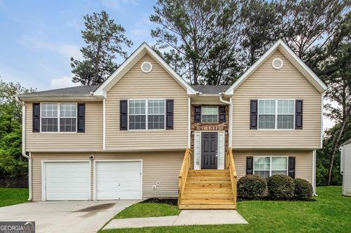 6415 E Meyer Dr, Morrow, GA, 30260-8127 | Card Image